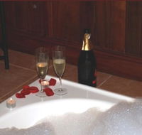 Pemberton Old Picture Theatre Holiday Apartments - Holiday Jervis Bay