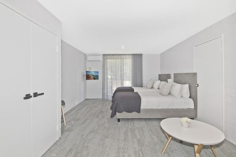 Atrium Hotel Mandurah - Holiday Jervis Bay 23