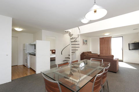 Atrium Hotel Mandurah - Holiday Jervis Bay 17