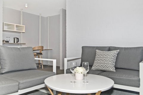 Atrium Hotel Mandurah - Holiday Jervis Bay 22