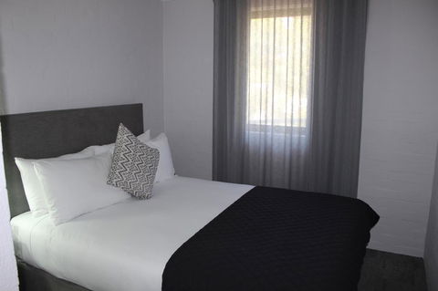 Atrium Hotel Mandurah - Holiday Jervis Bay 3