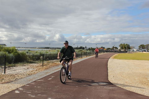 Jurien Beachfront Holiday Units - Holiday Jervis Bay 20