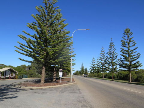 Jurien Beachfront Holiday Units - Holiday Jervis Bay 33