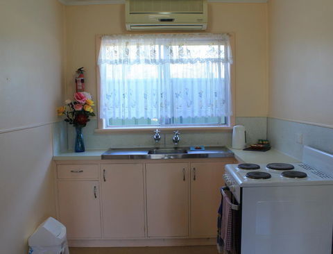 Jurien Beachfront Holiday Units - Holiday Jervis Bay 19