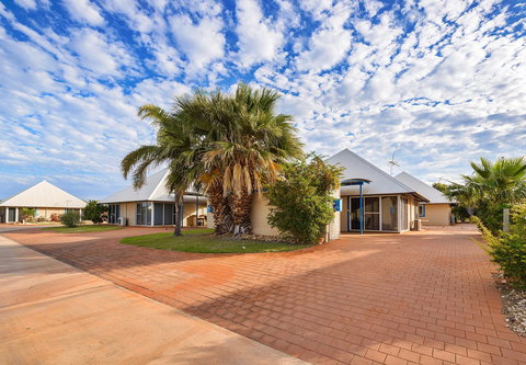 Osprey Holiday Village Unit 120 - Plenty Of Room For A Large Family - Holiday Jervis Bay 22