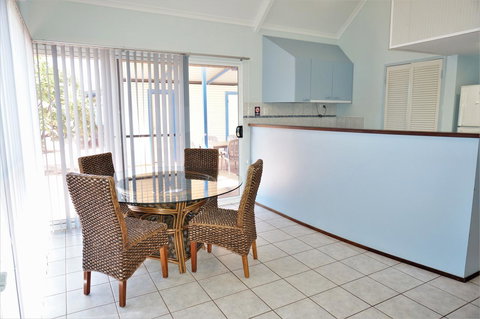 Osprey Holiday Village Unit 120 - Plenty Of Room For A Large Family - Holiday Jervis Bay 5
