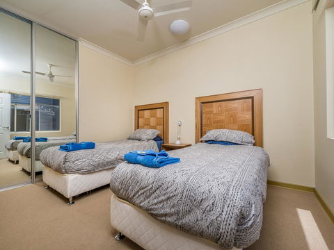Seafront Unit 60 - Holiday Jervis Bay 2