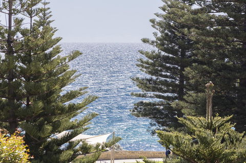 Cottesloe Marine Apartment - Executive Escapes - Holiday Jervis Bay 3