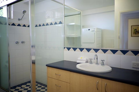 Cottesloe Marine Apartment - Executive Escapes - Holiday Jervis Bay 21