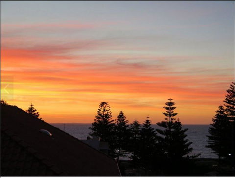 Cottesloe Marine Apartment - Executive Escapes - Holiday Jervis Bay 1