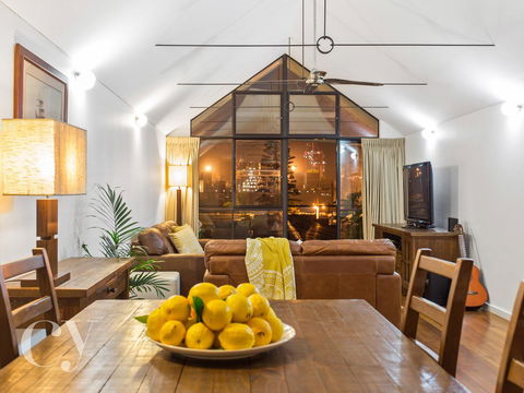 James Street Warehouse - Holiday Jervis Bay 22