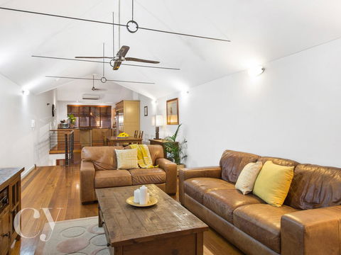 James Street Warehouse - Holiday Jervis Bay 26