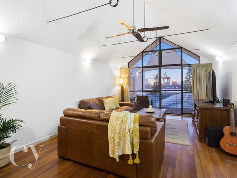 James Street Warehouse - Holiday Jervis Bay 29