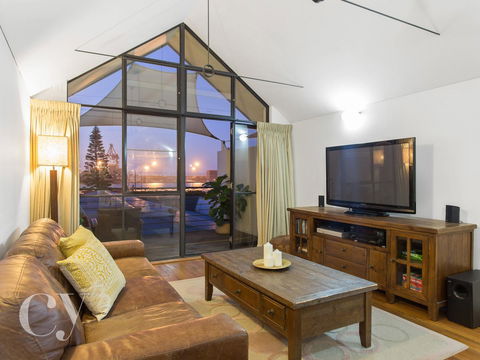 James Street Warehouse - Holiday Jervis Bay 25