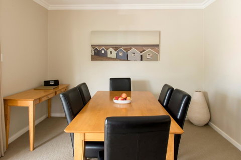 The Marina Hotel - Mindarie - Holiday Jervis Bay 25
