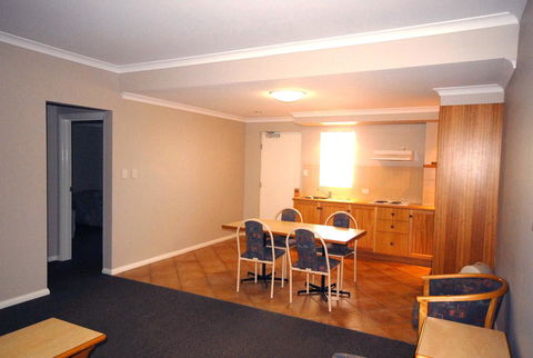 Esplanade Hotel Busselton - Holiday Jervis Bay 33