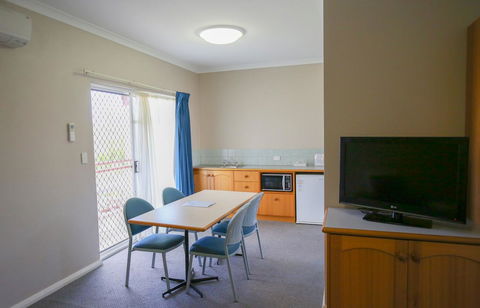 Esplanade Hotel Busselton - Holiday Jervis Bay 20