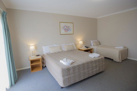 Esplanade Hotel Busselton - Holiday Jervis Bay 38