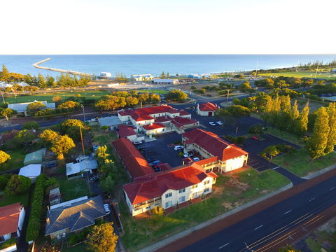 Esplanade Hotel Busselton - Holiday Jervis Bay 28