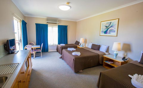 Esplanade Hotel Busselton - Holiday Jervis Bay 23