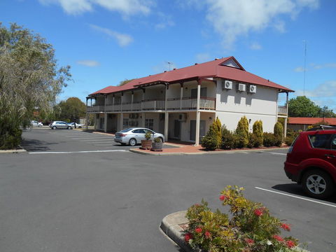 Esplanade Hotel Busselton - Holiday Jervis Bay 32