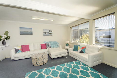 Old Pier Apartments - Holiday Jervis Bay 14