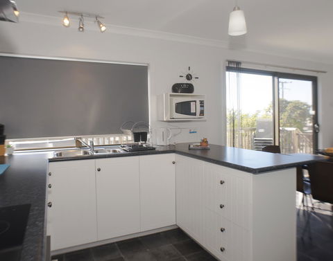 Bircoo Cottage Beach And Golf Getaway - Holiday Jervis Bay 4