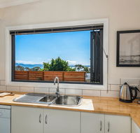 Southern Beaches Holiday House - Holiday Jervis Bay