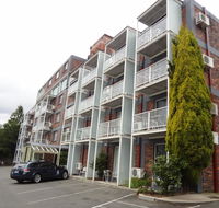 Adina Place Motel Apartments - Holiday Jervis Bay