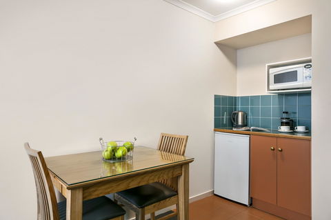 Hobart Waterfront Apartments - Holiday Jervis Bay 11