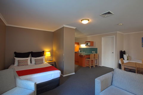 Hobart Waterfront Apartments - Holiday Jervis Bay 5