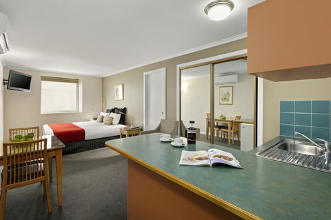 Hobart Waterfront Apartments - Holiday Jervis Bay 0