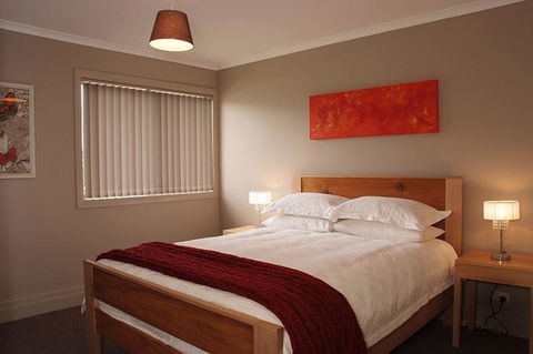 Pinestumps Holiday Home - Holiday Jervis Bay 4