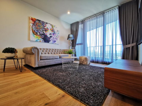 NEW 2 Rooms 2 Baths Apartment In Glen Waverley - Holiday Jervis Bay 0
