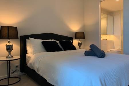 New Stylish Southbank Apartment Close To Crown - Holiday Jervis Bay 2