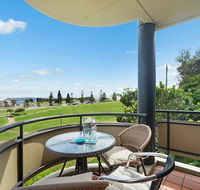 Newcastle Short Stay Apartments - Flagstaff Apartment