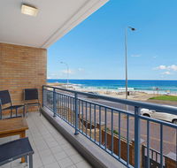 Newcastle Short Stay Apartments - Sandbar Newcastle Beach