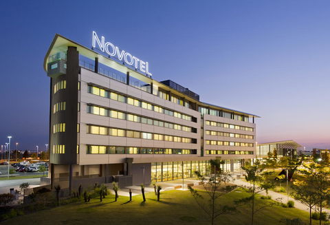 Novotel Brisbane Airport - Holiday Jervis Bay 1