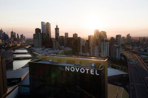 Novotel Melbourne South Wharf - Holiday Jervis Bay 2
