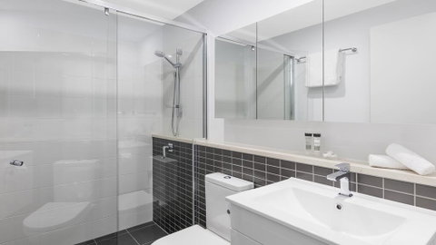 Oaks Brisbane Woolloongabba Suites - Holiday Jervis Bay 2