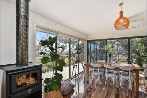 OCEAN ESCAPE - The Ultimate Luxury Beach House - Holiday Jervis Bay 0