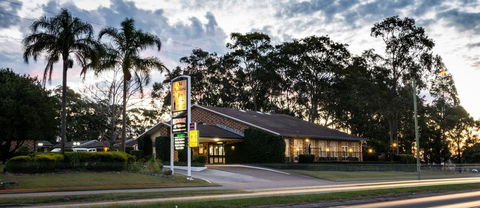 Old Maitland Inn - Holiday Jervis Bay 1