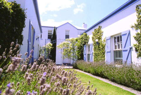 Oscars Waterfront Boutique Hotel - Holiday Jervis Bay 2