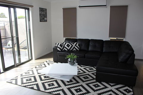 Palm Grove Beach House Dromana - Holiday Jervis Bay 3