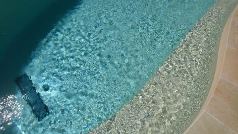 Palm Lakeside Holiday Home - Bowen, Whitsundays, Queensland - Holiday Jervis Bay 1