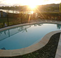 Palm Lakeside Holiday Home - Bowen Whitsundays Queensland - Holiday Jervis Bay