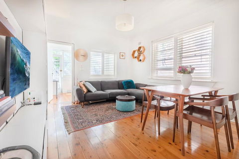 Picturesque Bellevue Hill 2BR Apt.+ Courtyard - Holiday Jervis Bay 0