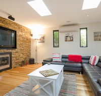 PIER 55 - DROMANA... - Holiday Jervis Bay