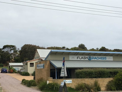 Port Campbell Guesthouse & Flash Packers - Holiday Jervis Bay 0