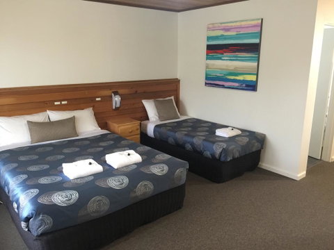 Port Campbell Motor Inn - Holiday Jervis Bay 1